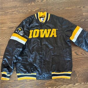 Vinatge Iowa Black and Yellow Men's Jacket
